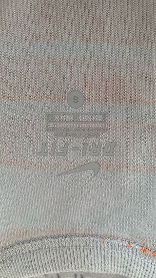 Camiseta Nike Mujer Talla S Naranja y Gris