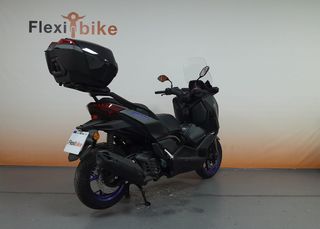 Yamaha XMAX 125