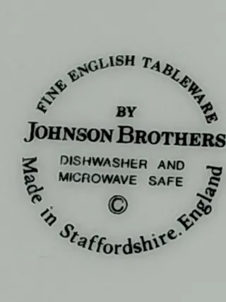 Vajilla Johnson Brothers