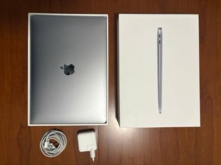 MacBook Air M1 Plata 8GB/256GB