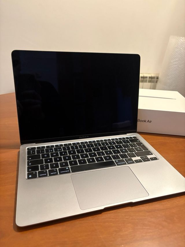 MacBook Air M1 Plata 8GB/256GB