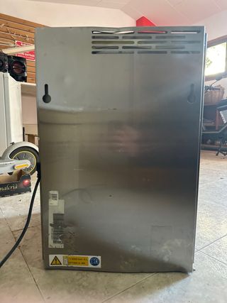 Nevera Mini Vitrina Red Bull