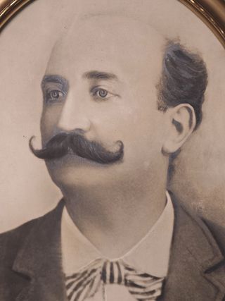 Antica fotografia epoca Maschile Cornice lavorata