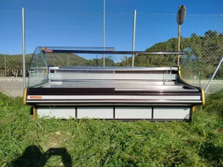 Vitrina expositora refrigerada