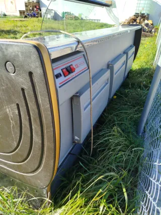 Vitrina expositora refrigerada