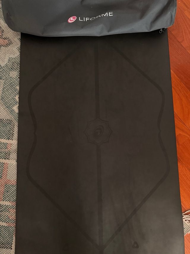 Esterilla Yoga Liforme Negra.