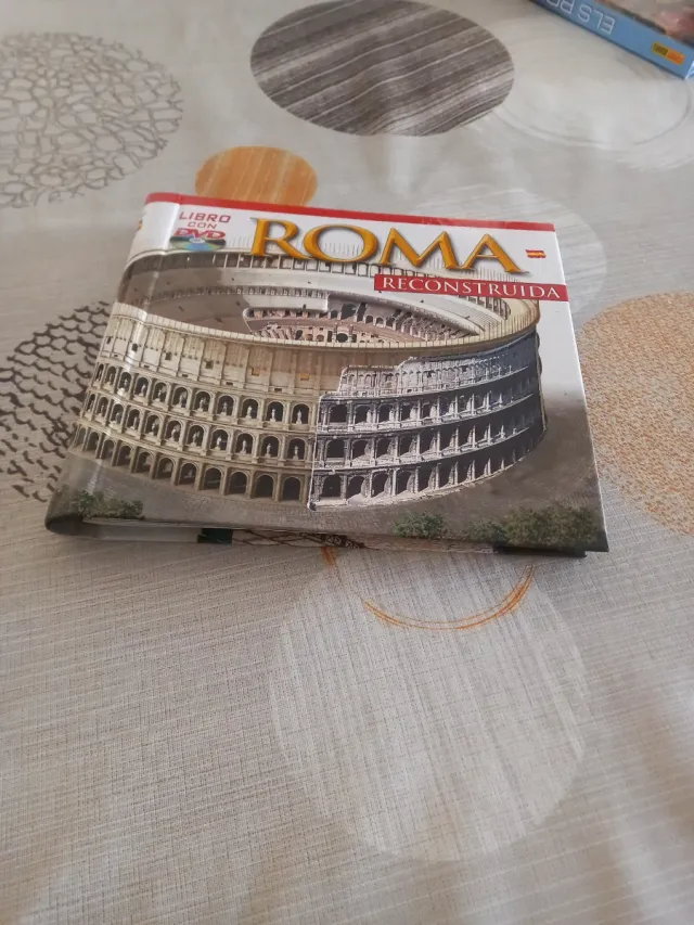 Roma ricostruita. Con DVD. Ediz. spagnola