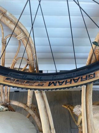 LLANTA CREST + PROGRES CERAMIC