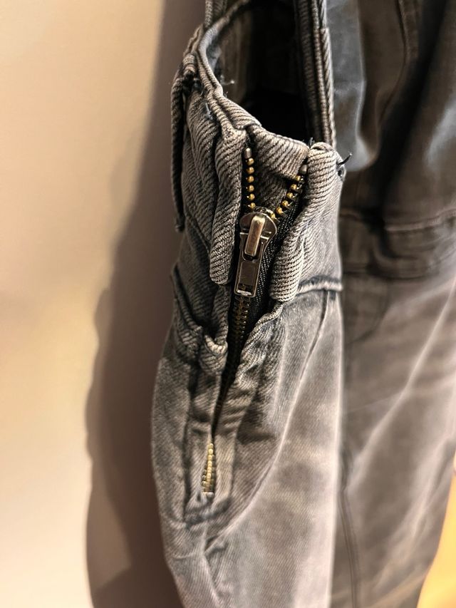 Peto premamá C&A gris