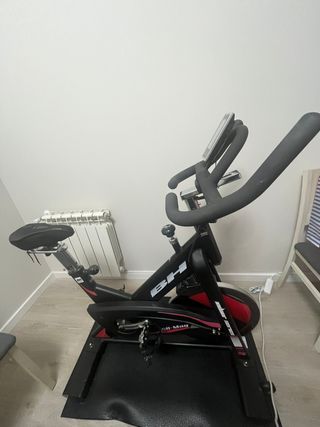 Bicicleta Estática BH Fitness SB-Mag
