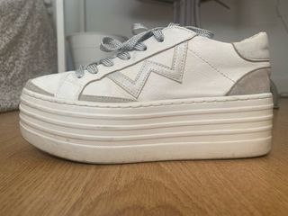 Zapatillas MIM Plataforma Blancas y Plateadas