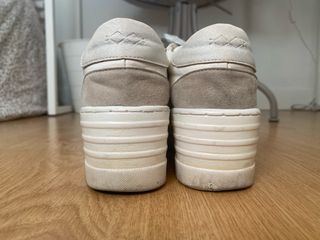 Zapatillas MIM Plataforma Blancas y Plateadas