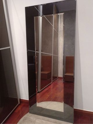 Specchio a figura intera