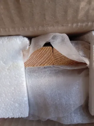 Estantería de madera para plantas