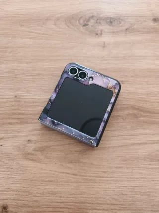 Samsung Galaxy Z Flip 6 Funda Morada