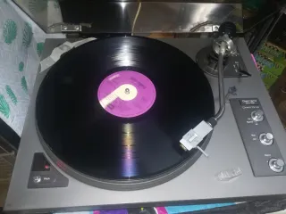 Tocadisco GARRARD DD 131