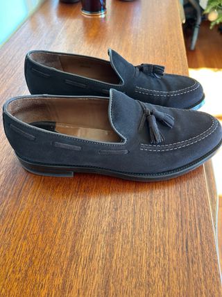 Mocasines Lottusse Class borlas serraje moka.