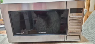 Microondas Samsung GE87M con Grill