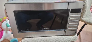 Microondas Samsung GE87M con Grill