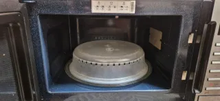 Microondas Samsung GE87M con Grill