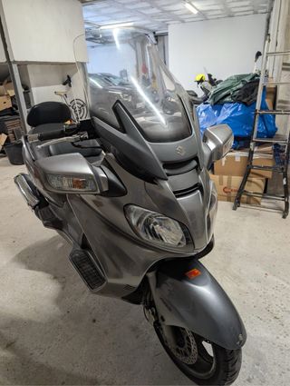 Suzuki Burgman Executive 650