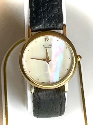 Reloj Citizen Mujer Oro y Negro