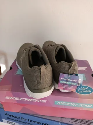 Zapatillas Skechers Memory Foam .