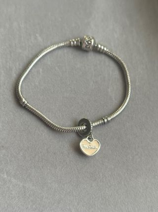 Pulsera Pandora +charm Corazón