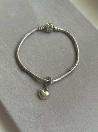 Pulsera Pandora +charm Corazón