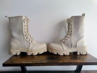 Botas Combat Beige Talla 36