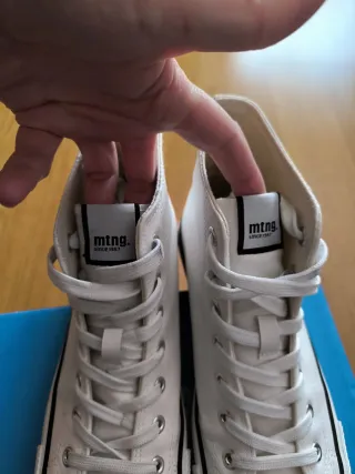 Zapatillas polipiel Mustang Blancas Altas