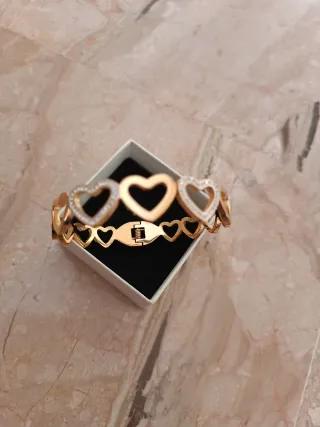 Pulsera Corazones Acero Inoxidable Baño Oro