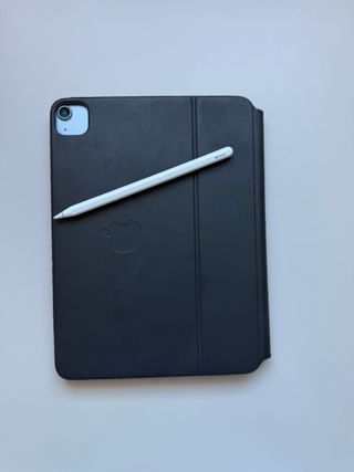 iPad Air 11 4ª Gen (Azul Cielo) + lápiz y teclado