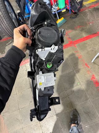 Faro delantero derecho Alfa Romeo Giulia