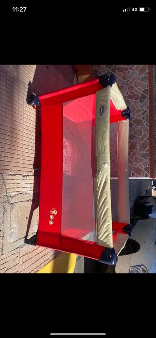 Cuna de viaje plegable