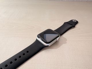Apple Watch SE (1ª gen) GPS + Cellular - 40mm