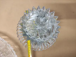 Bombonera/azucarera cristal antiguo tallado.