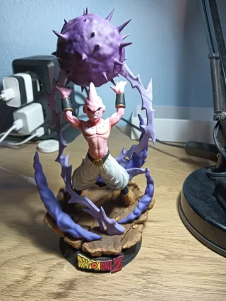 Figura Majin Boo Dragon Ball Z