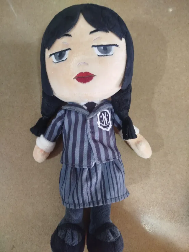 Peluche Mercoledì Addams