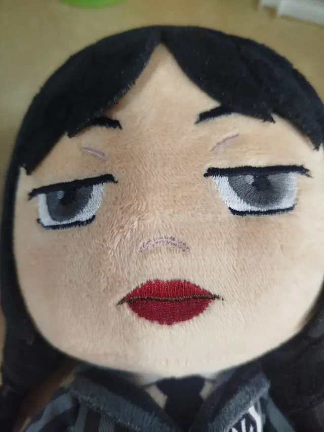 Peluche Mercoledì Addams