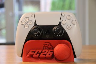 Soporte Mando PS5 FC 26 EA Sports