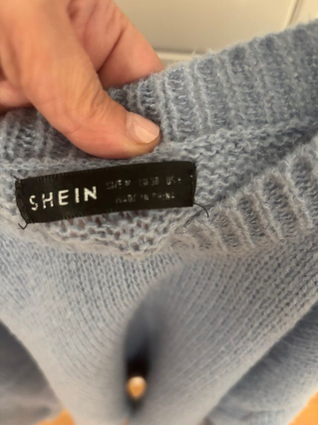 Jersey SHEIN Celeste Hombros