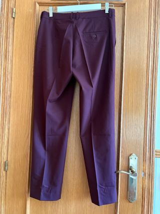 Pantalón burdeos vestir