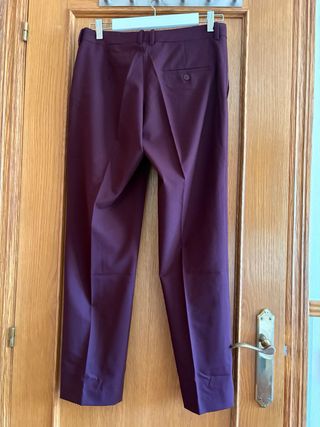 Pantalón burdeos vestir