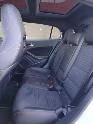 MERCEDES BENZ GLA 200D 2.1136CV