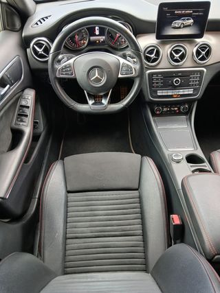 MERCEDES BENZ GLA 200D 2.1136CV