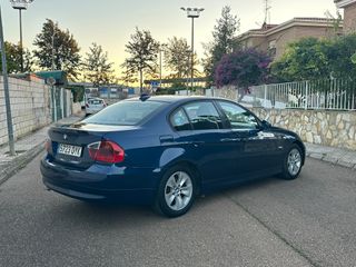 -BMW Serie 3 320D 163CV-