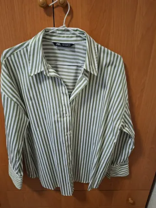 Camisa Zara Rayas Verdes y Blancas