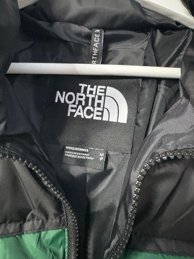 Chaqueta The North Face Verde y Negra