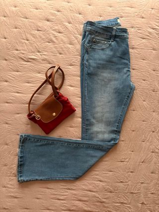 Vaqueros flare i dodo